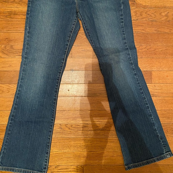✨LAST CHANCE BEFORE DONATION!✨  Levi’s Vintage 6s Bootcut - Picture 2 of 4